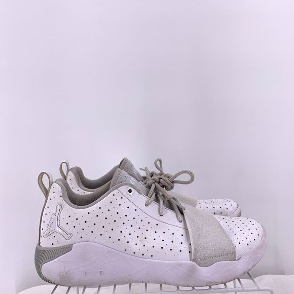 jordan breakout shoes